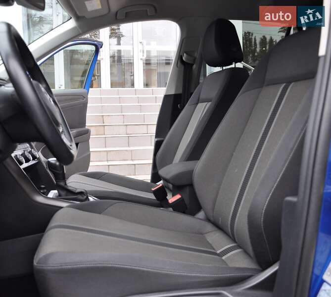 Внедорожник / Кроссовер Volkswagen T-Roc 2019 в Одессе фото 25 Внедорожник / Кроссовер Volkswagen T-Roc 2019 в Одессе