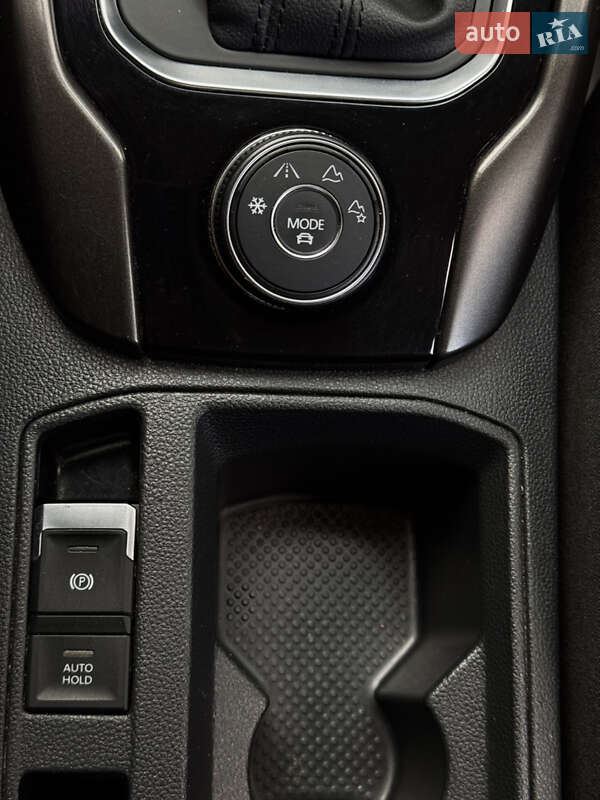 Внедорожник / Кроссовер Volkswagen T-Roc 2018 в Киеве