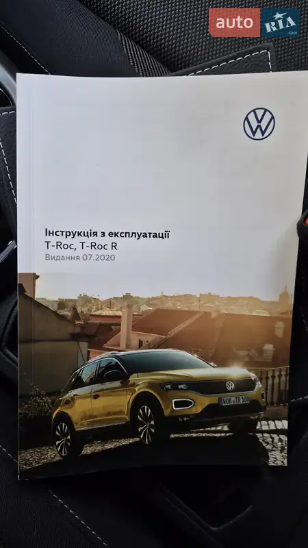 Внедорожник / Кроссовер Volkswagen T-Roc 2020 в Киеве документ