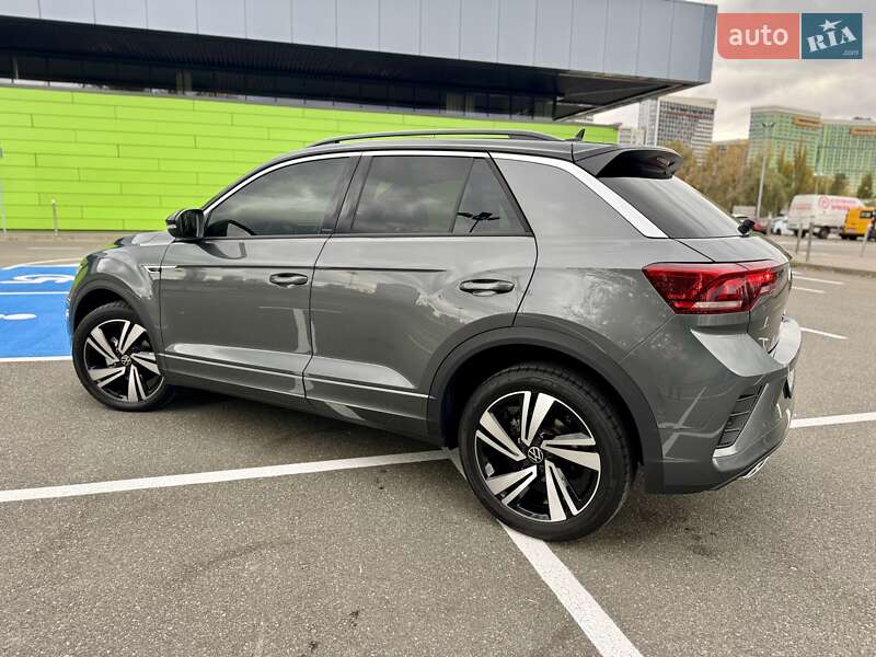 Позашляховик / Кросовер Volkswagen T-Roc 2024 в Києві фото 28 Позашляховик / Кросовер Volkswagen T-Roc 2024 в Києві