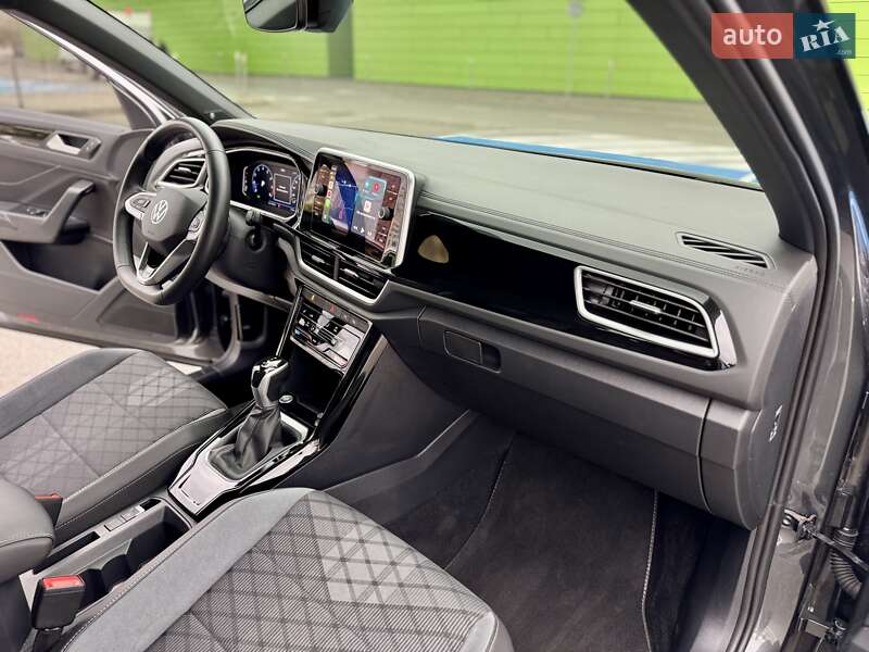 Позашляховик / Кросовер Volkswagen T-Roc 2024 в Києві фото 48 Позашляховик / Кросовер Volkswagen T-Roc 2024 в Києві