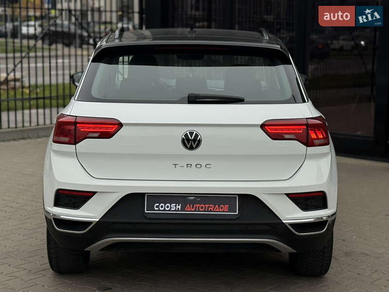 Внедорожник / Кроссовер Volkswagen T-Roc 2021 в Киеве