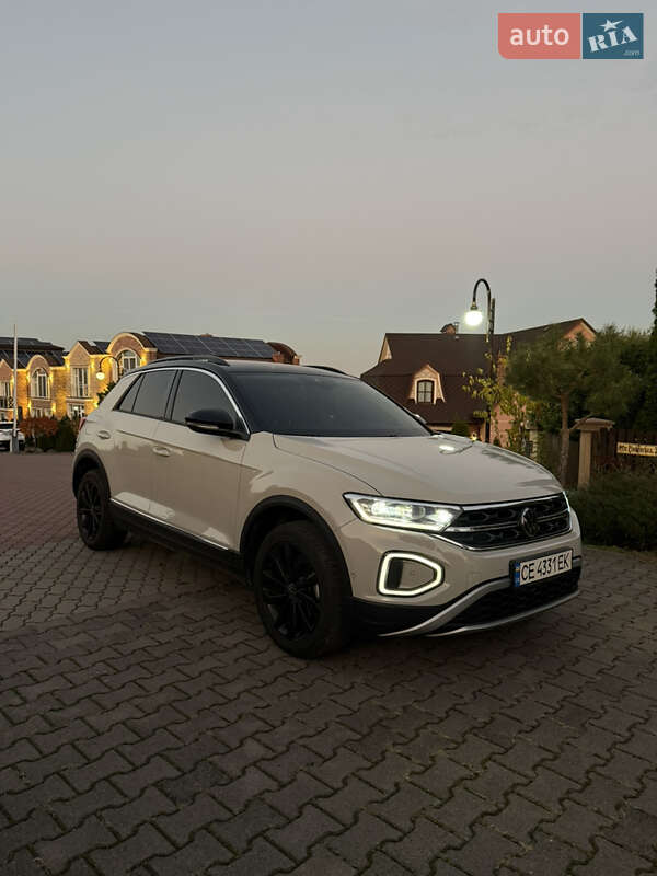 Внедорожник / Кроссовер Volkswagen T-Roc 2022 в Черновцах