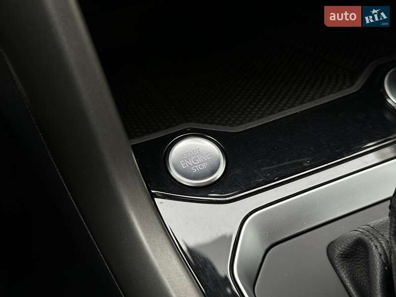 Внедорожник / Кроссовер Volkswagen T-Roc 2021 в Киеве фото 33 Внедорожник / Кроссовер Volkswagen T-Roc 2021 в Киеве