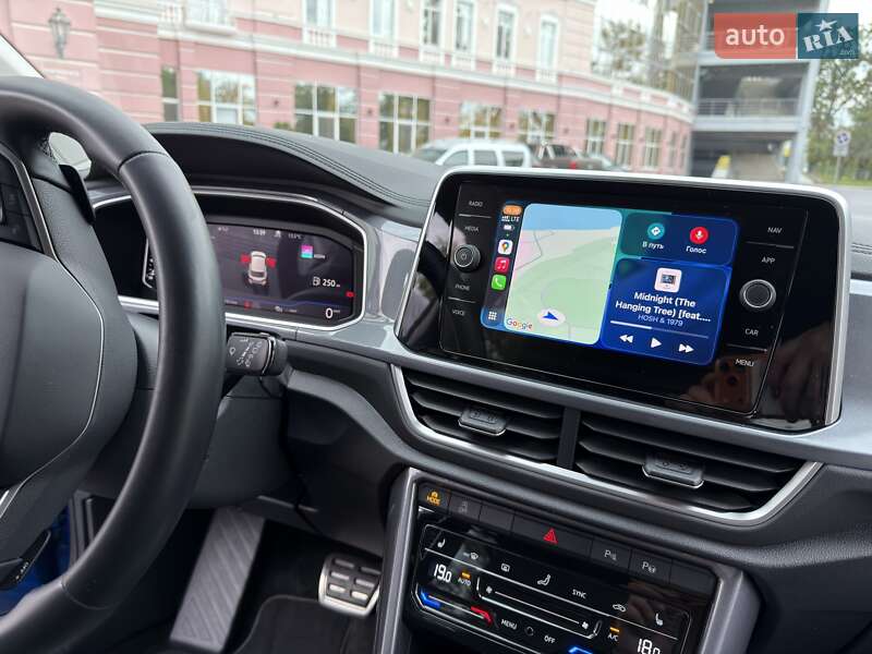 Внедорожник / Кроссовер Volkswagen T-Roc 2022 в Одессе