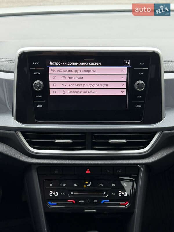 Внедорожник / Кроссовер Volkswagen T-Roc 2023 в Киеве