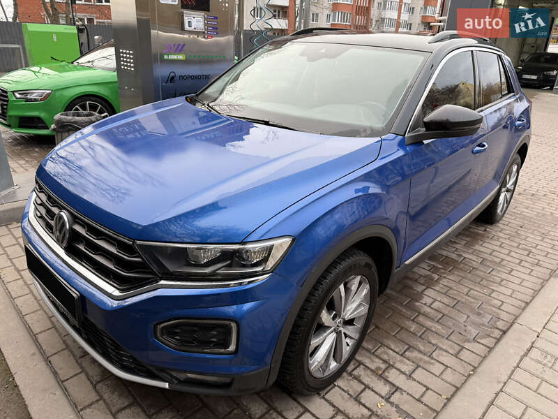 Внедорожник / Кроссовер Volkswagen T-Roc 2019 в Тернополе