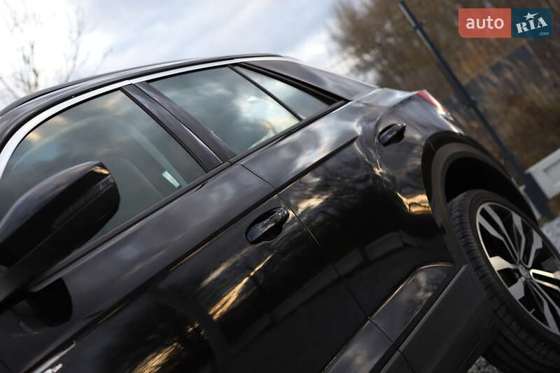 Внедорожник / Кроссовер Volkswagen T-Roc 2019 в Дрогобыче