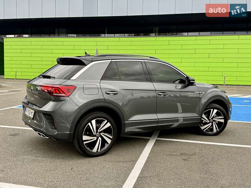 Позашляховик / Кросовер Volkswagen T-Roc 2024 в Києві