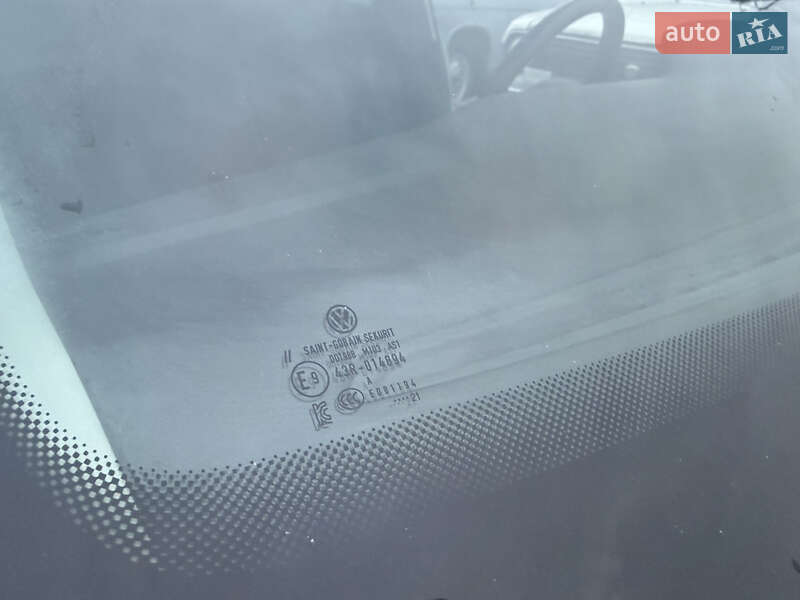 Позашляховик / Кросовер Volkswagen T-Roc 2021 в Хмельницькому