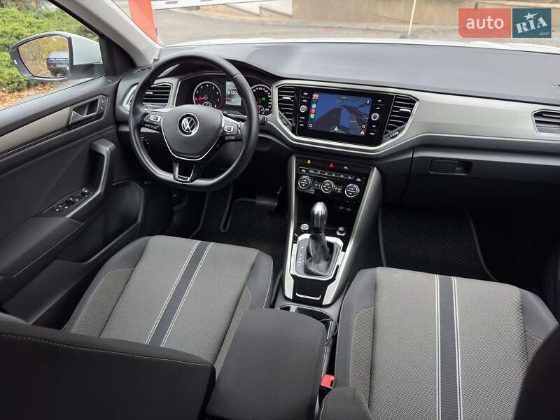 Позашляховик / Кросовер Volkswagen T-Roc 2021 в Дніпрі