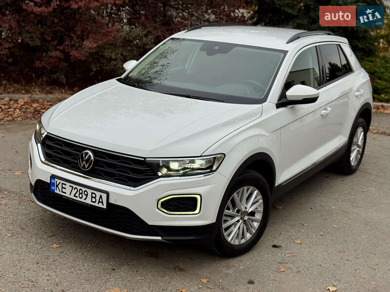Позашляховик / Кросовер Volkswagen T-Roc 2021 в Дніпрі