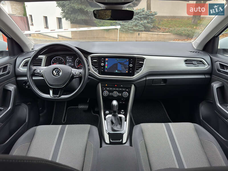 Позашляховик / Кросовер Volkswagen T-Roc 2021 в Дніпрі