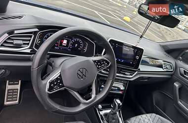 Позашляховик / Кросовер Volkswagen T-Roc 2022 в Києві
