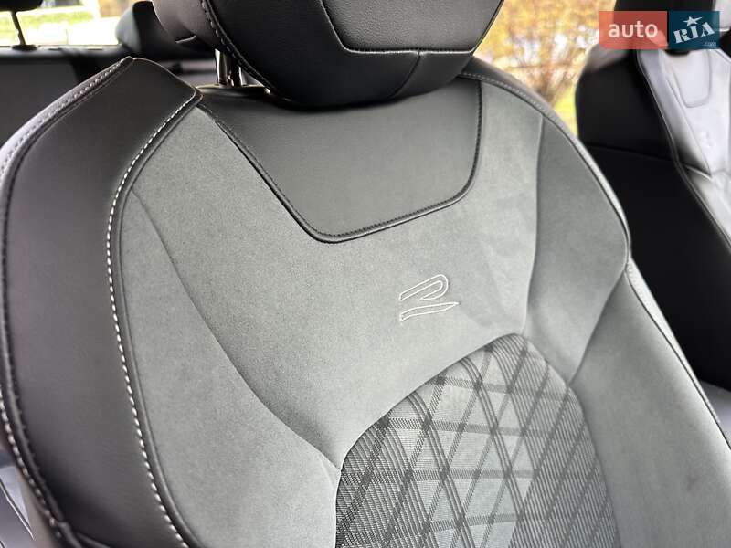 Внедорожник / Кроссовер Volkswagen T-Roc 2022 в Киеве фото 44 Внедорожник / Кроссовер Volkswagen T-Roc 2022 в Киеве