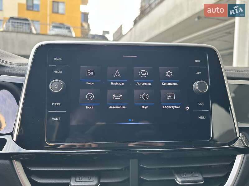 Внедорожник / Кроссовер Volkswagen T-Roc 2022 в Киеве фото 60 Внедорожник / Кроссовер Volkswagen T-Roc 2022 в Киеве