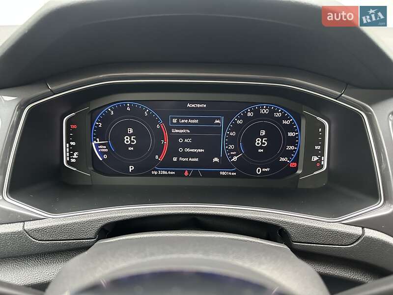 Внедорожник / Кроссовер Volkswagen T-Roc 2021 в Киеве