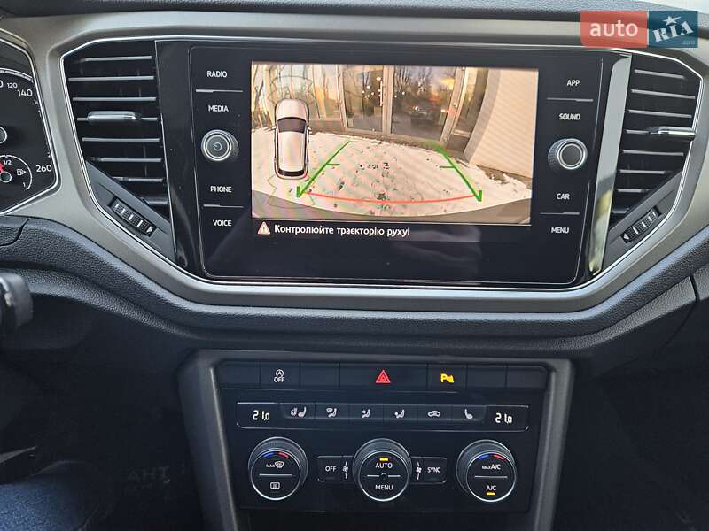 Позашляховик / Кросовер Volkswagen T-Roc 2020 в Києві фото 42 Позашляховик / Кросовер Volkswagen T-Roc 2020 в Києві