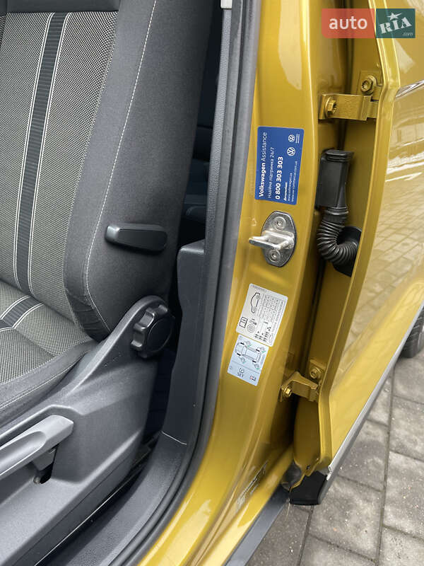 Внедорожник / Кроссовер Volkswagen T-Roc 2021 в Ивано-Франковске фото 23 Внедорожник / Кроссовер Volkswagen T-Roc 2021 в Ивано-Франковске