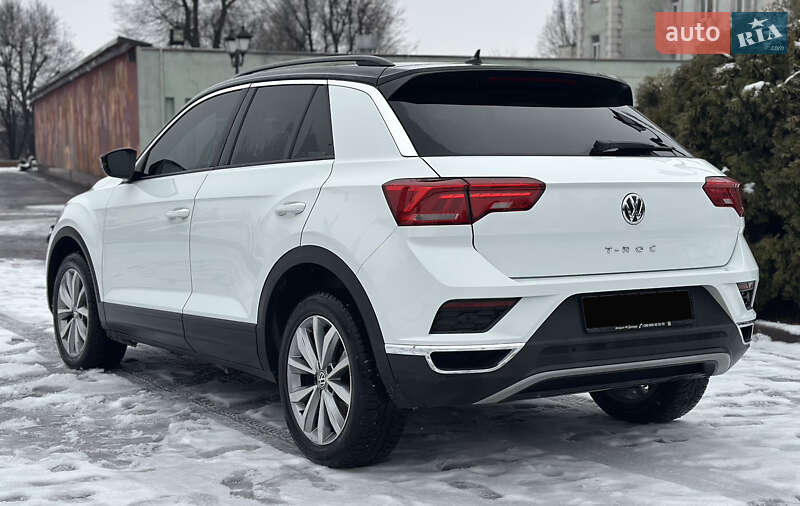 Внедорожник / Кроссовер Volkswagen T-Roc 2019 в Днепре