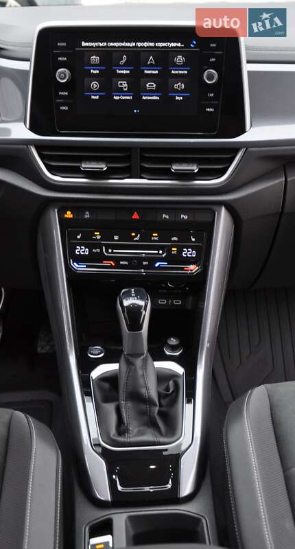 Внедорожник / Кроссовер Volkswagen T-Roc 2023 в Одессе