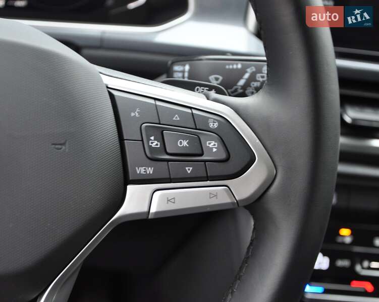 Внедорожник / Кроссовер Volkswagen T-Roc 2023 в Одессе