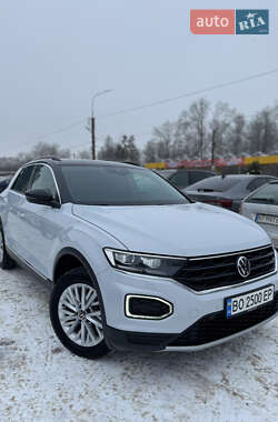 Внедорожник / Кроссовер Volkswagen T-Roc 2021 в Тернополе
