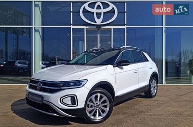 Внедорожник / Кроссовер Volkswagen T-Roc 2023 в Киеве