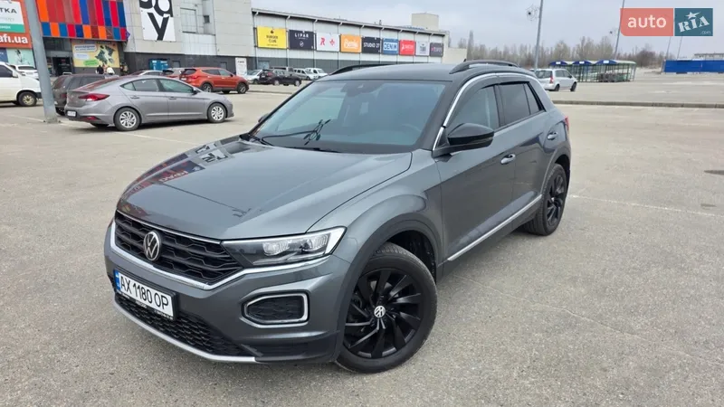 Volkswagen T-Roc 2021