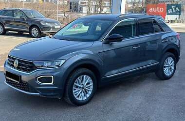 Позашляховик / Кросовер Volkswagen T-Roc 2021 в Тернополі