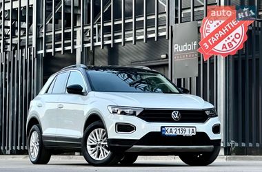 Внедорожник / Кроссовер Volkswagen T-Roc 2021 в Киеве