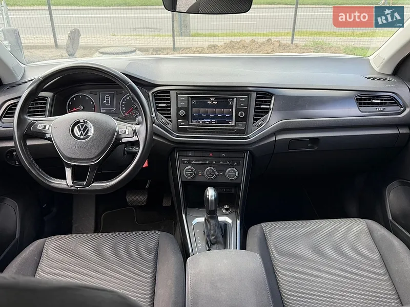 Volkswagen T-Roc 2021 VIN WVGZZZA1ZMV146220 фото оголошення 9 з 50