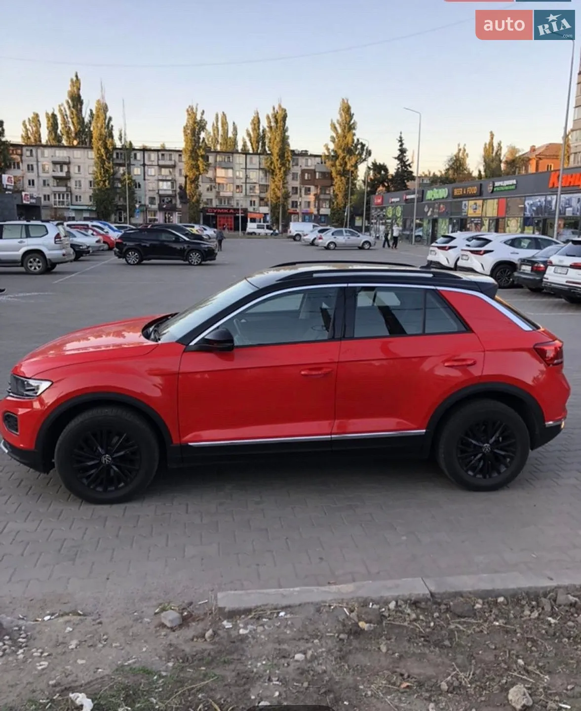 Volkswagen T-Roc 2021 VIN WVGZZZA1ZMV129389 фото оголошення 6 з 10