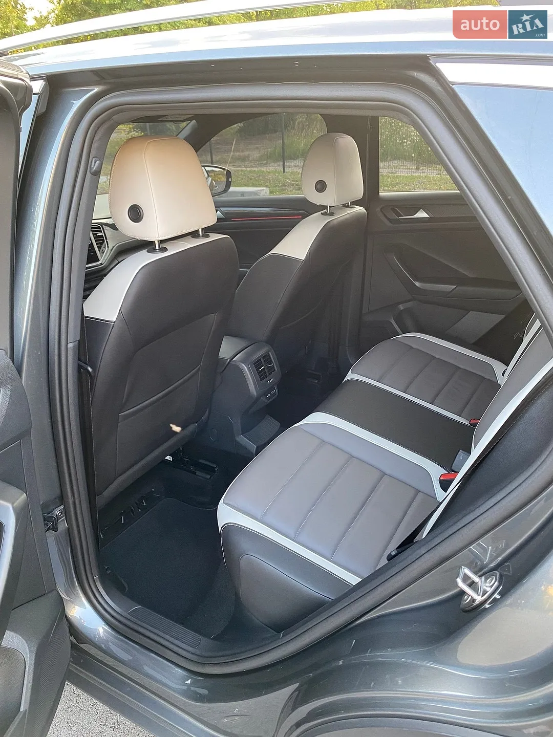 2020 Volkswagen T-Roc - мініатюра 12