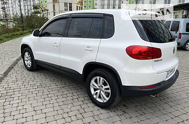 Внедорожник / Кроссовер Volkswagen Taigun 2013 в 