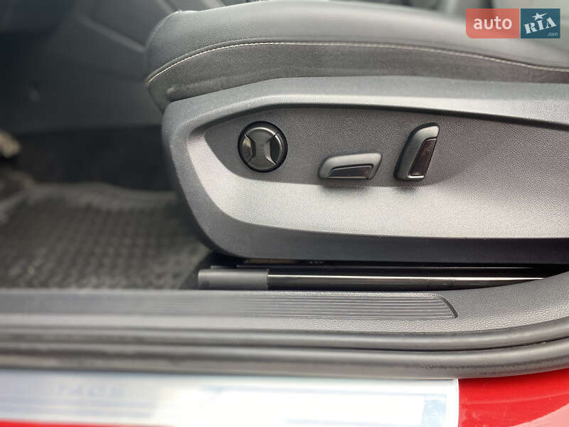 Внедорожник / Кроссовер Volkswagen Taos 2022 в Киеве