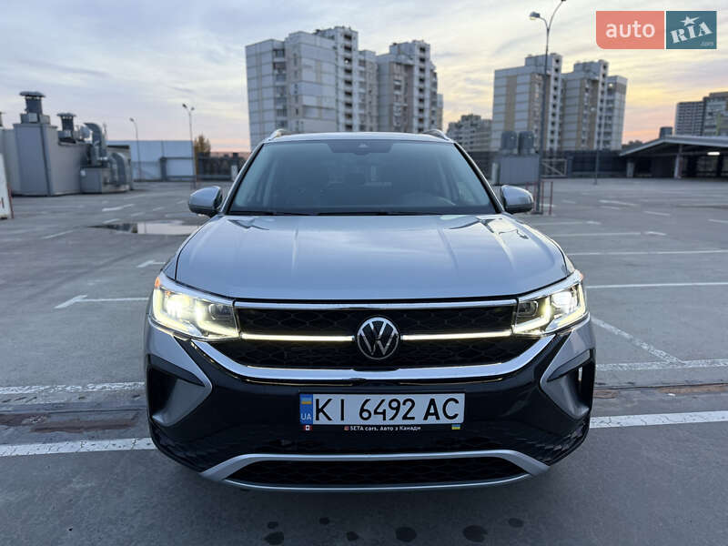 Внедорожник / Кроссовер Volkswagen Taos 2023 в Киеве
