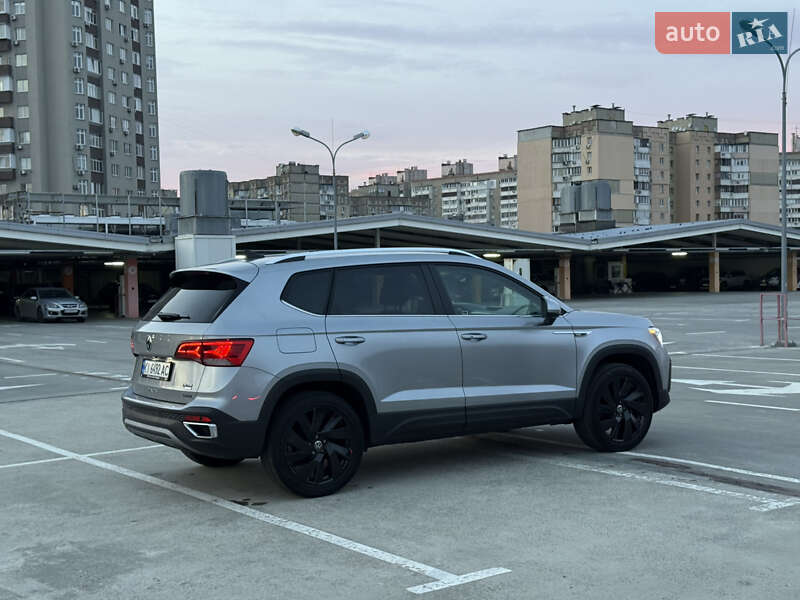 Внедорожник / Кроссовер Volkswagen Taos 2023 в Киеве