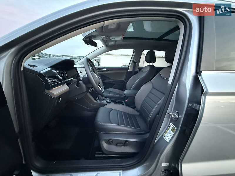 Внедорожник / Кроссовер Volkswagen Taos 2023 в Киеве