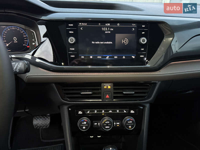 Внедорожник / Кроссовер Volkswagen Taos 2023 в Киеве