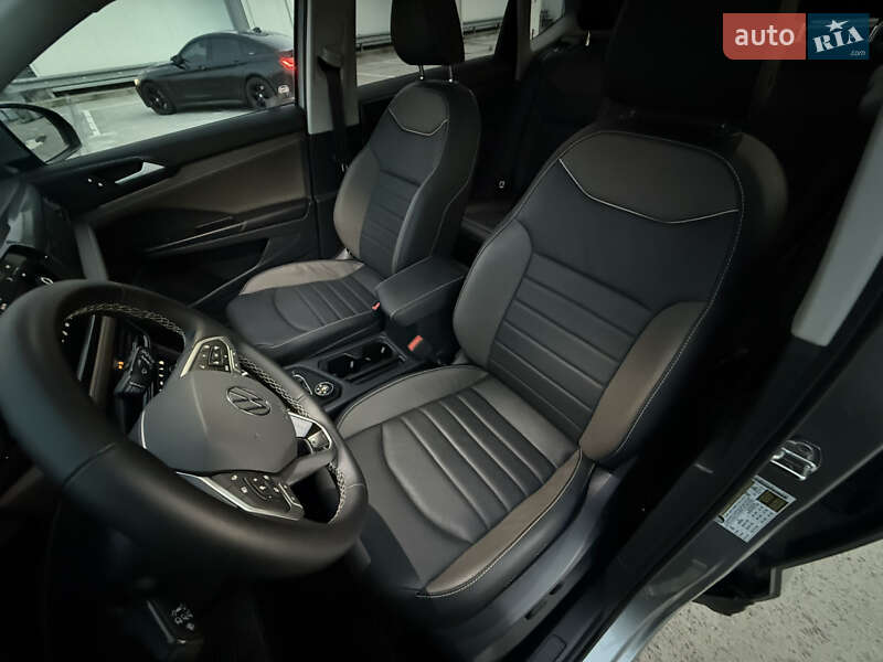 Внедорожник / Кроссовер Volkswagen Taos 2023 в Киеве