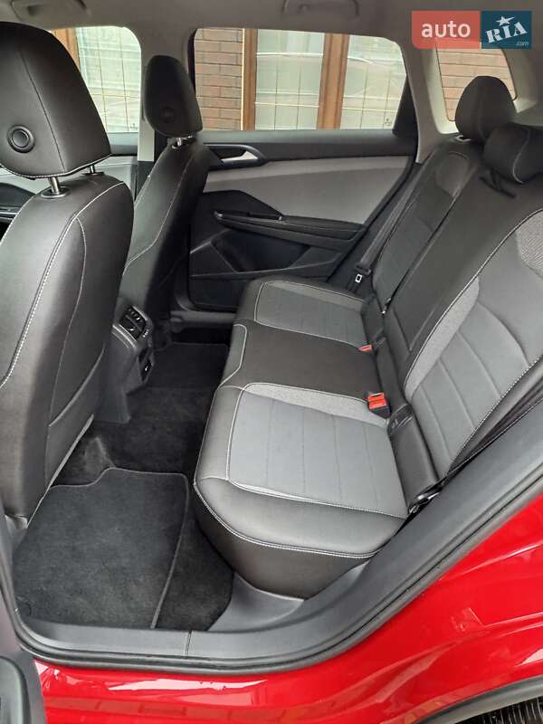 Позашляховик / Кросовер Volkswagen Taos 2024 в Львові фото 23 Позашляховик / Кросовер Volkswagen Taos 2024 в Львові