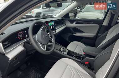 Внедорожник / Кроссовер Volkswagen Tayron 2025 в 