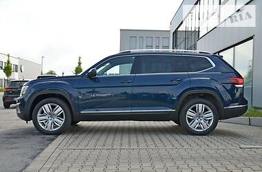 Позашляховик / Кросовер Volkswagen Teramont 2020 в 