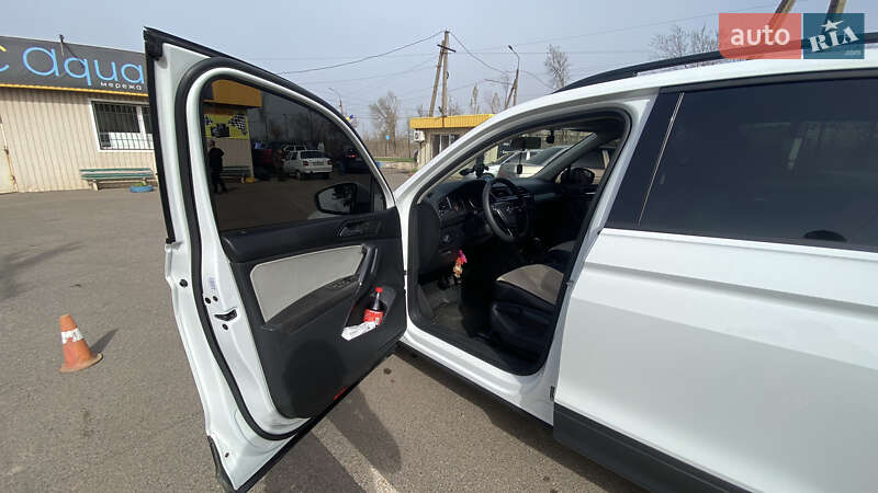 Внедорожник / Кроссовер Volkswagen Tiguan Allspace 2018 в Кривом Роге фото 6 Внедорожник / Кроссовер Volkswagen Tiguan Allspace 2018 в Кривом Роге