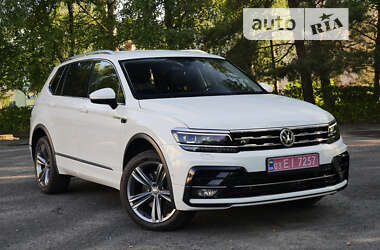 Позашляховик / Кросовер Volkswagen Tiguan Allspace 2020 в Львові