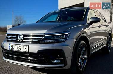 Позашляховик / Кросовер Volkswagen Tiguan Allspace 2019 в Києві