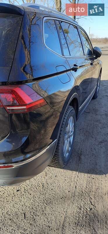 Внедорожник / Кроссовер Volkswagen Tiguan Allspace 2018 в Львове