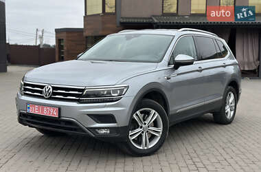 Внедорожник / Кроссовер Volkswagen Tiguan Allspace 2020 в Ровно