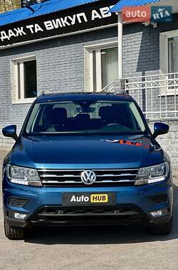 Внедорожник / Кроссовер Volkswagen Tiguan Allspace 2019 в 